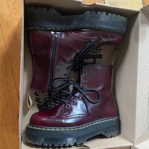 Dr Martens Vegan Jadon II - Cherry Red